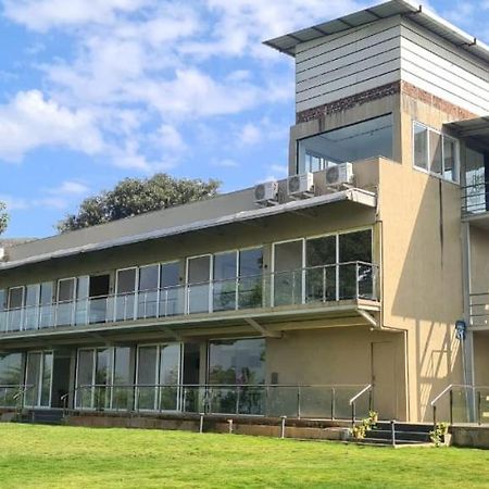 Ananta Villa Lonavala Εξωτερικό φωτογραφία