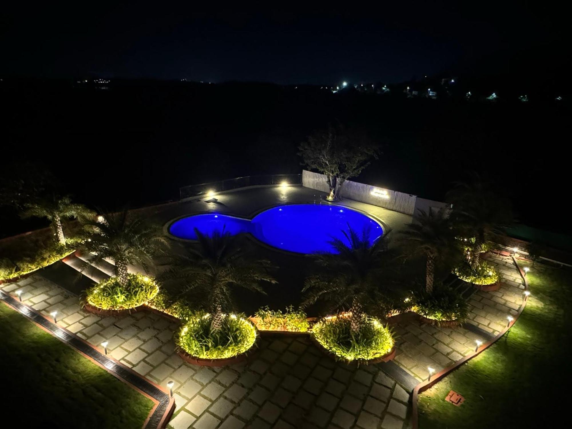 Ananta Villa Lonavala Εξωτερικό φωτογραφία